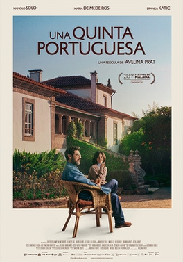 Cartel de la película Una quinta portuguesa, de Avelina Prat.